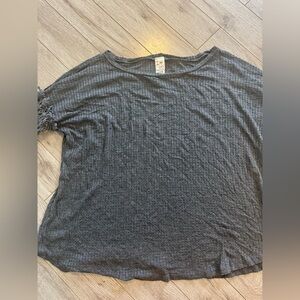 7th Ray Boutique Size Small Charcoal Grey Lace Poof Long Sleeves Oversized